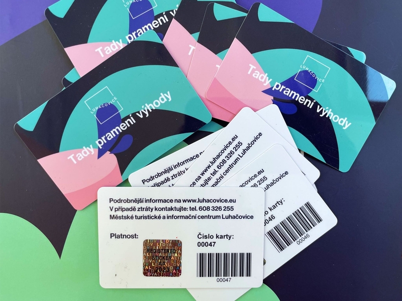 Kartu občana „Tady pramení výhody“ již využívá přes tisíc obyvatel Kartu občana „Tady pramení výhody“ již využívá přes tisíc obyvatel