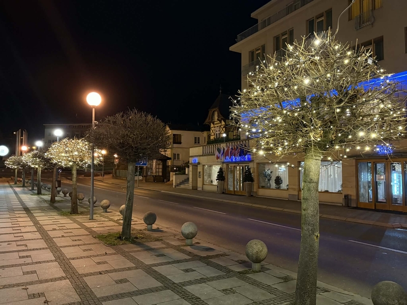 Vánoce v Luhačovicích v novém: více světel, nové ozdoby a hvězdný fotopoint Vánoce v Luhačovicích v novém: více světel, nové ozdoby a hvězdný fotopoint